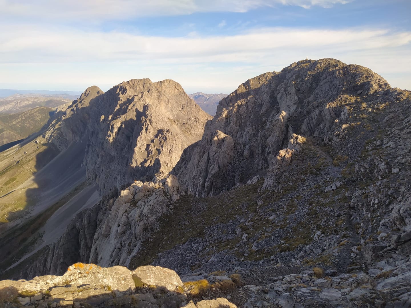 Rutas de diferentes niveles para explorar Peña Ubiña